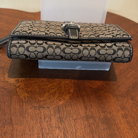 Coach   Small wallet  miniC’s canvas, wallet  bifold  gray/black  leather trim - Picture 8 of 12